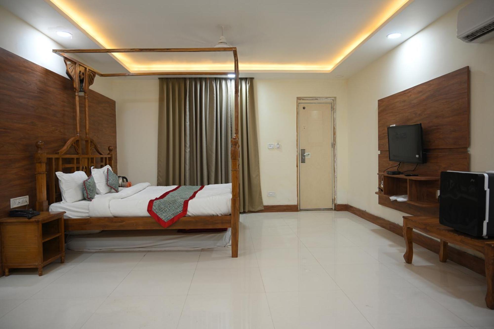 Orchha Club And Resort - Ocr Exterior foto